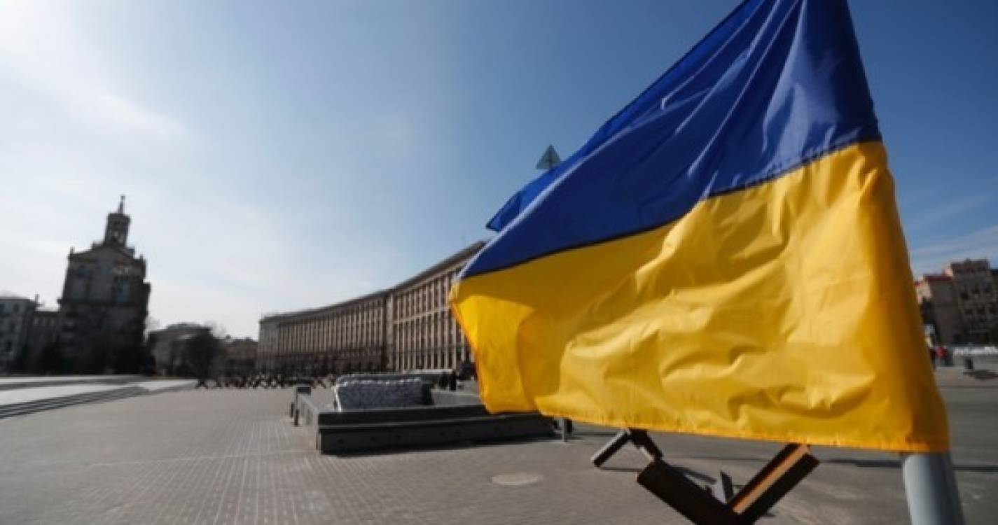 Ucrânia: Comissários europeus hoje em Kiev para discutir com Governo novos apoios