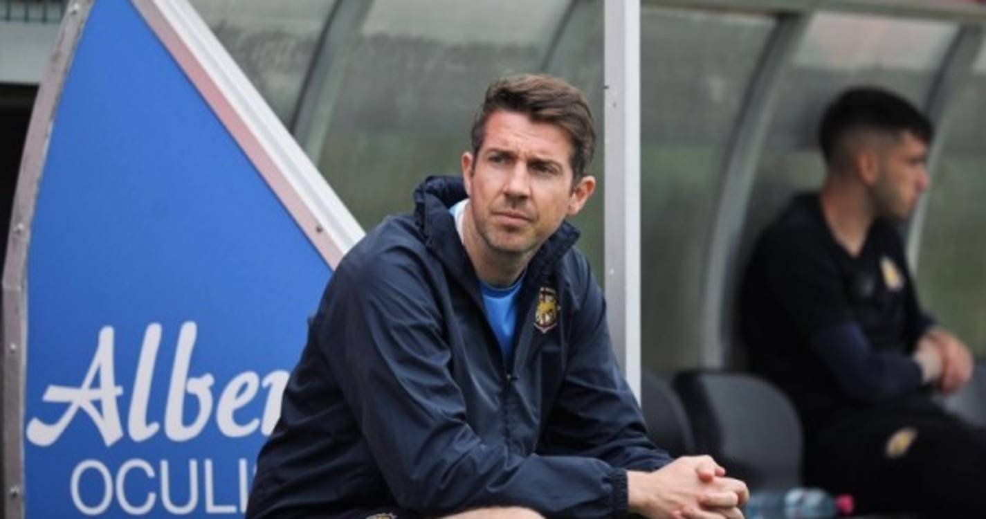 Vasco Seabra faz três alterações no 'onze' do Marítimo