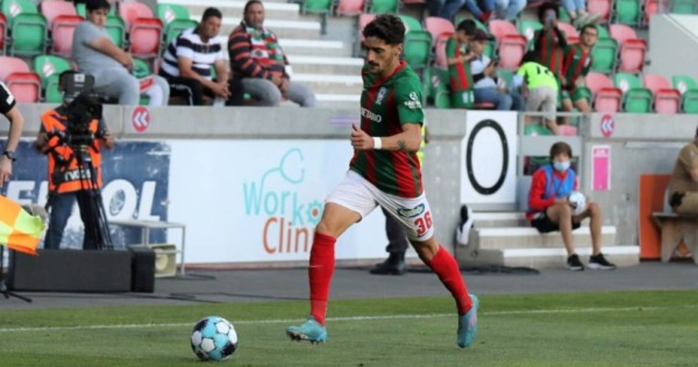 Miguel Sousa renova até 2025