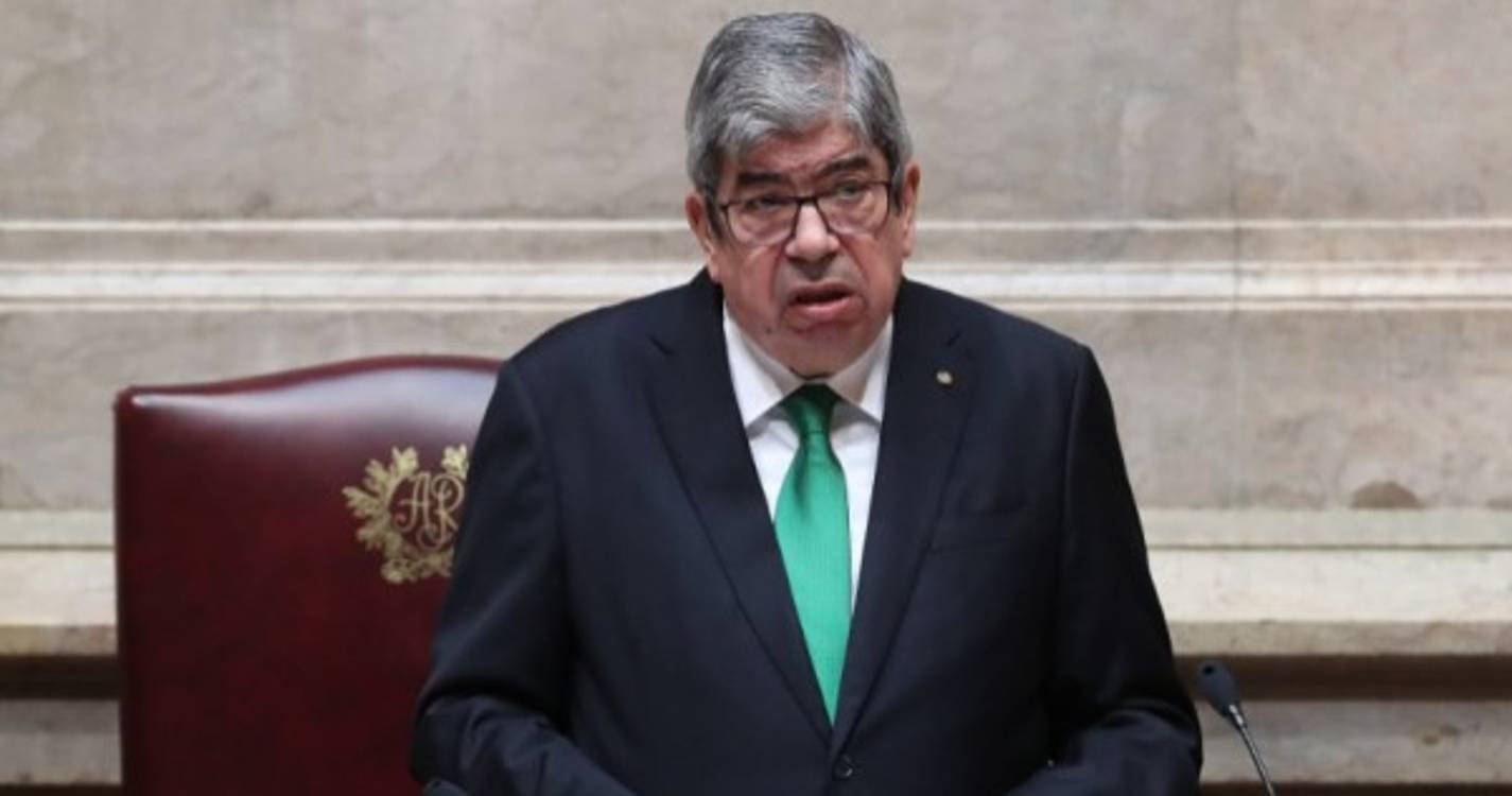 Óbito/Sampaio: Ferro diz que antigo PR continuará a ser um exemplo