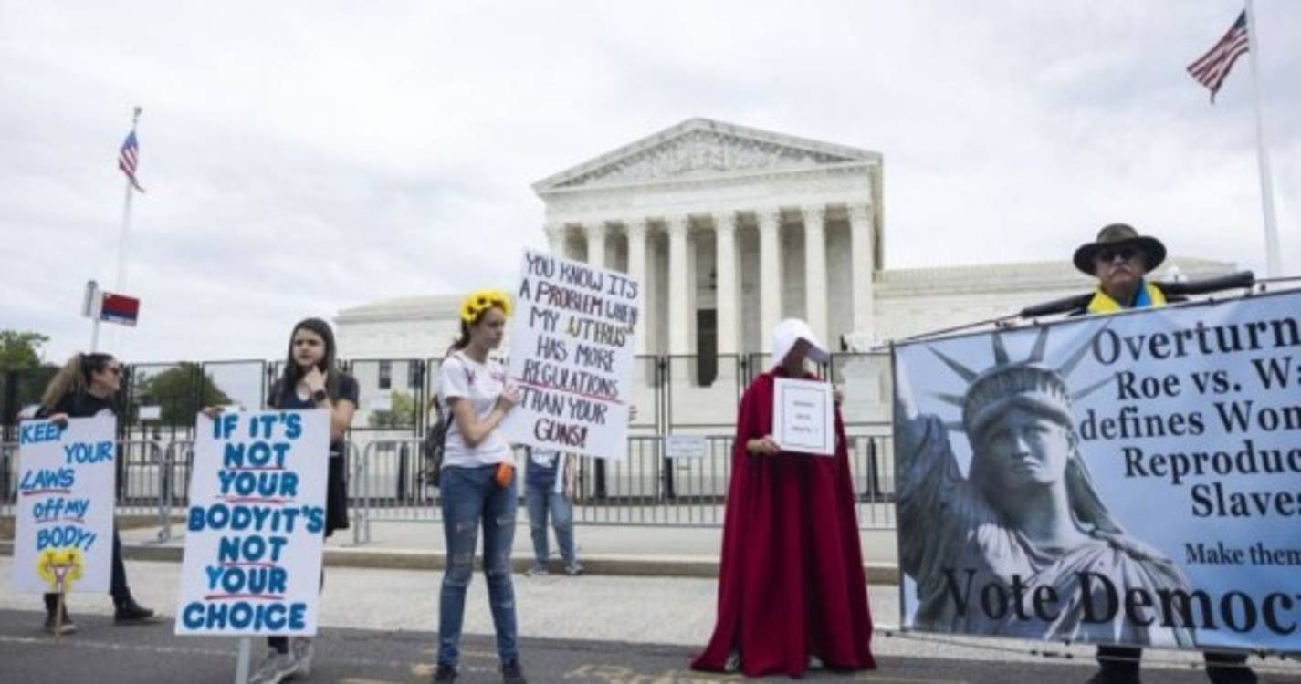 EUA anula direito ao aborto no país