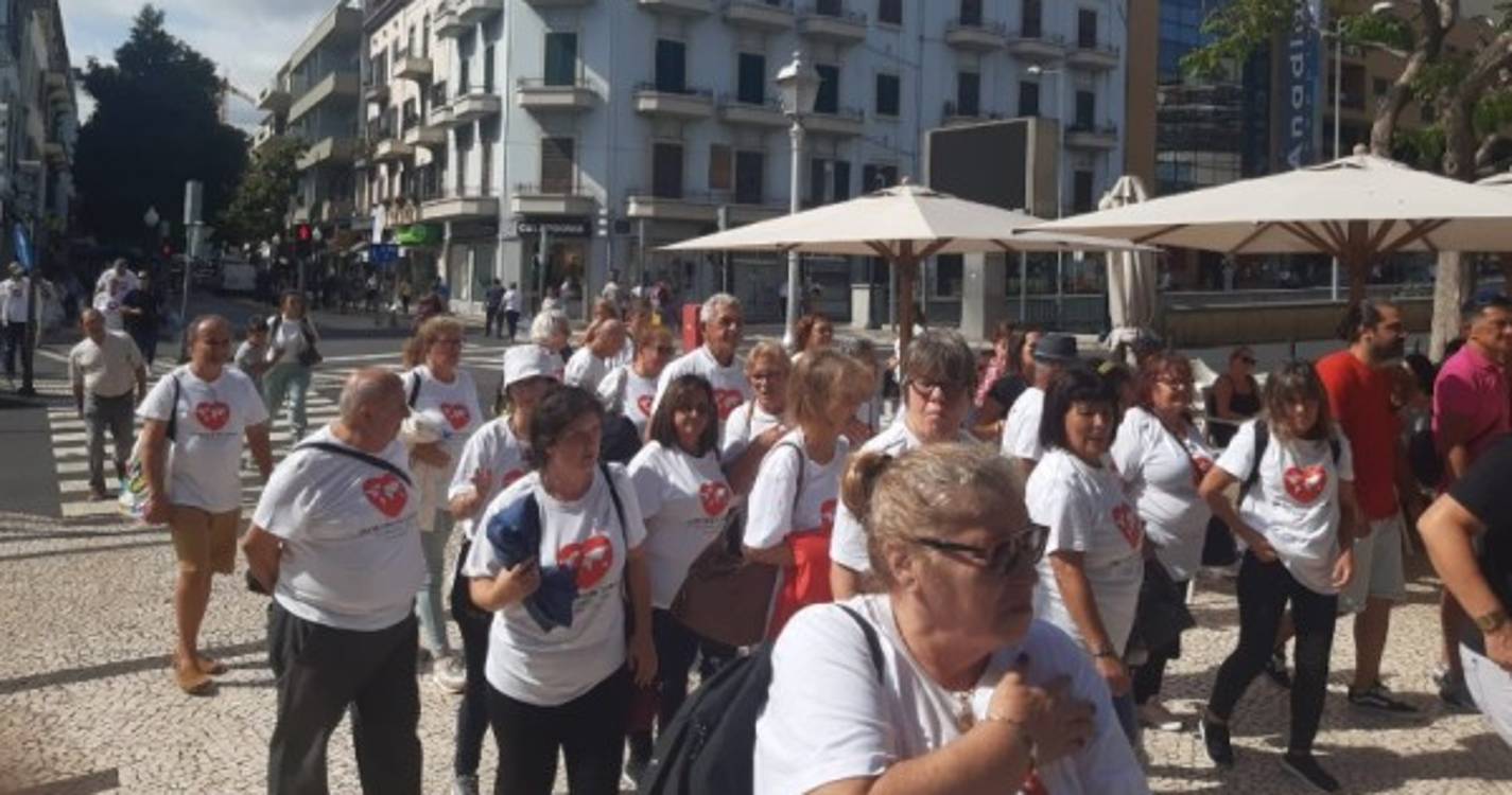 Funchal foi palco para uma 'Caminhada Pelo Coração' (com fotos)