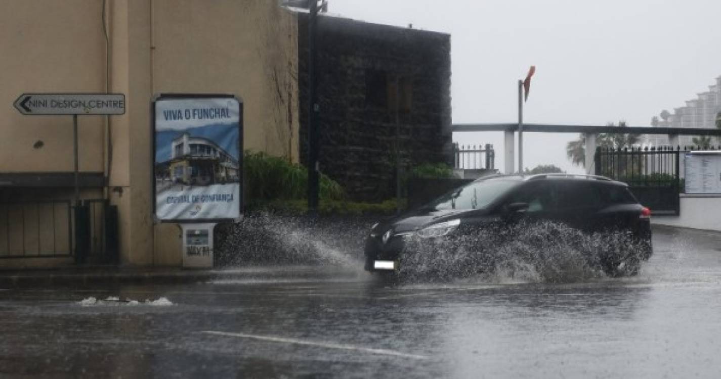 Regiões da Madeira com aviso vermelho na segunda-feira devido à chuva
