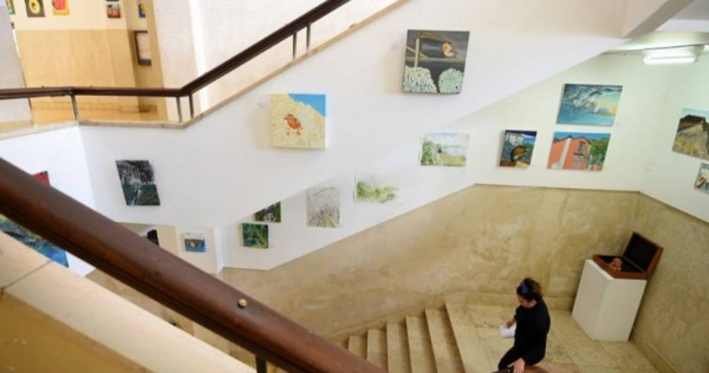 27 casos de covid nas escolas madeirenses