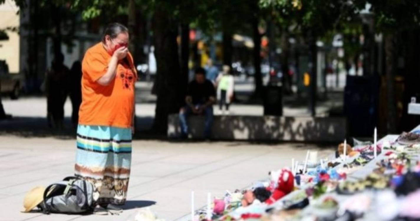 Relação com povos indígenas no Canadá afetada após descoberta de 215 corpos de crianças