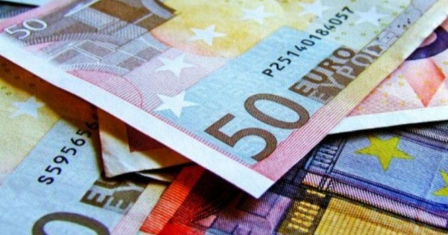 Governo aprova subida do salário mínimo para 820 euros em 2024