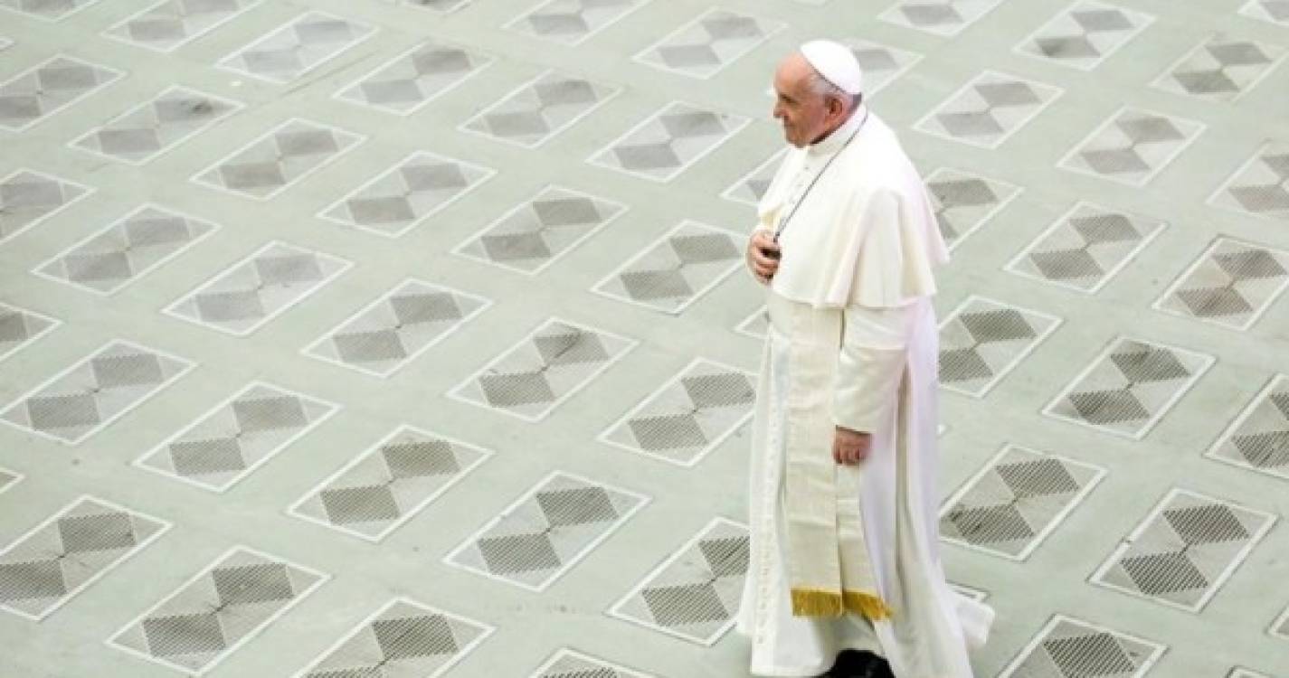 Papa lamenta que tenha semeado desolação, mas acredita que permita construir um mundo melhor