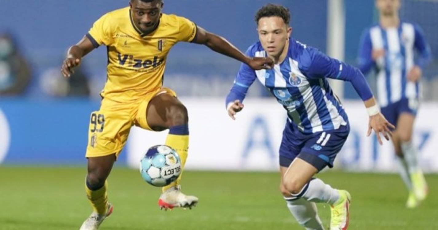 Avançado Pepê prolonga ligação ao FC Porto até 2027