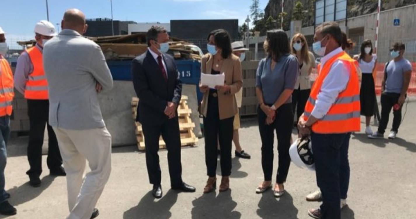 Navios de cruzeiro transatlânticos deverão regressar apenas após o verão