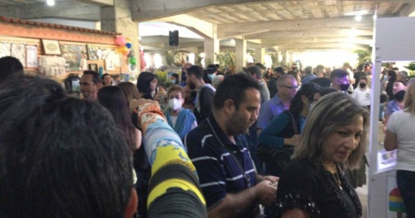 Visita de Paulo Cafôfo com enchente no Santuário de Fátima em Los Teques