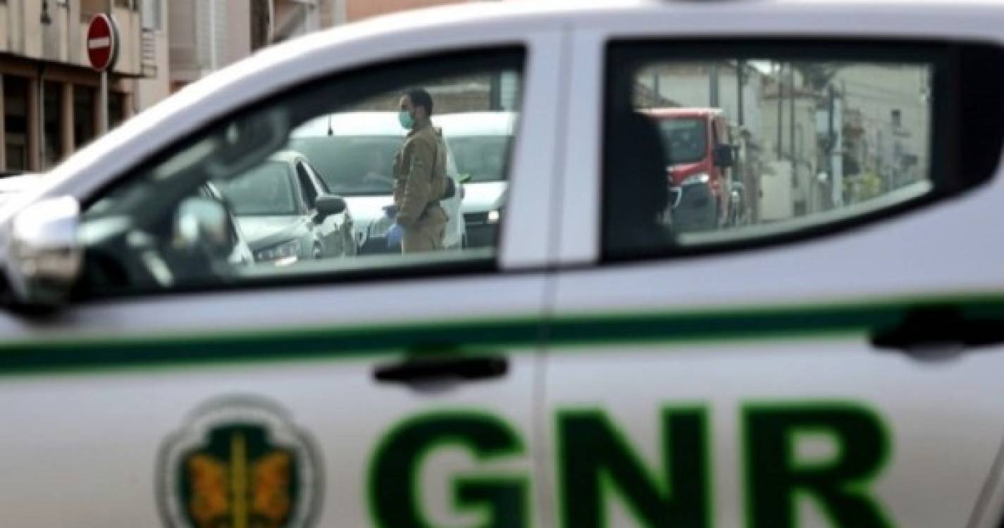 GNR trava entrada a 155 trabalhadores na cerca sanitária em Odemira