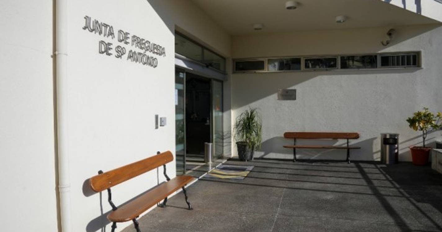Serviços da Junta de Freguesia de Santo António encerrados pelo menos durante a manhã