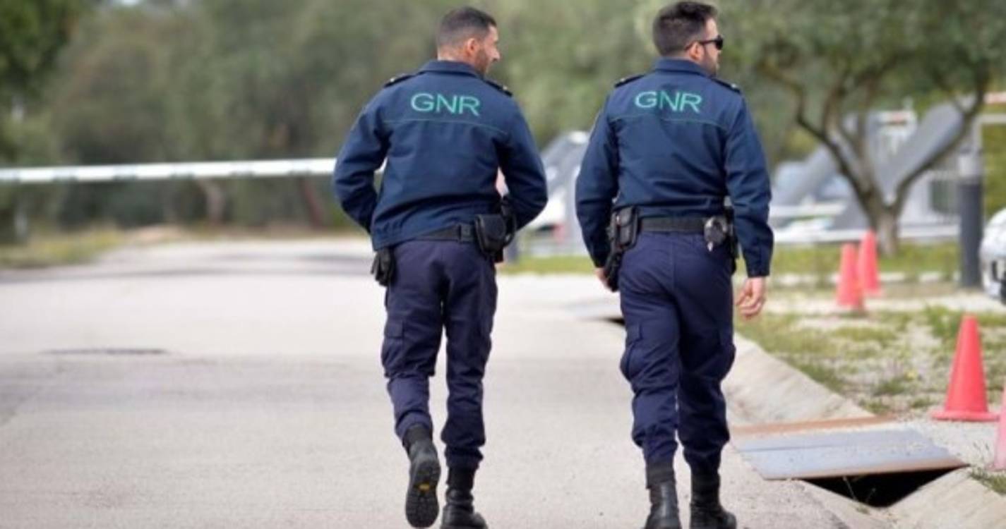 Violência doméstica: Pulseira eletrónica para homem detido no Sabugal