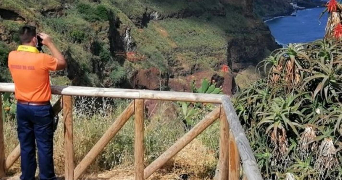 Canceladas buscas de homem desaparecido no mar no Caniço