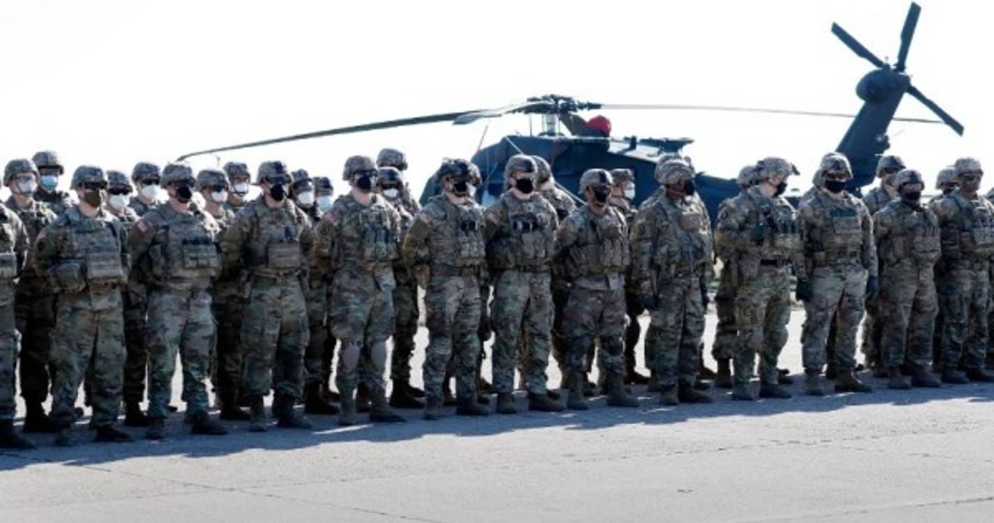 Ucrânia: Kiev pede calma e que se evitem situações de pânico
