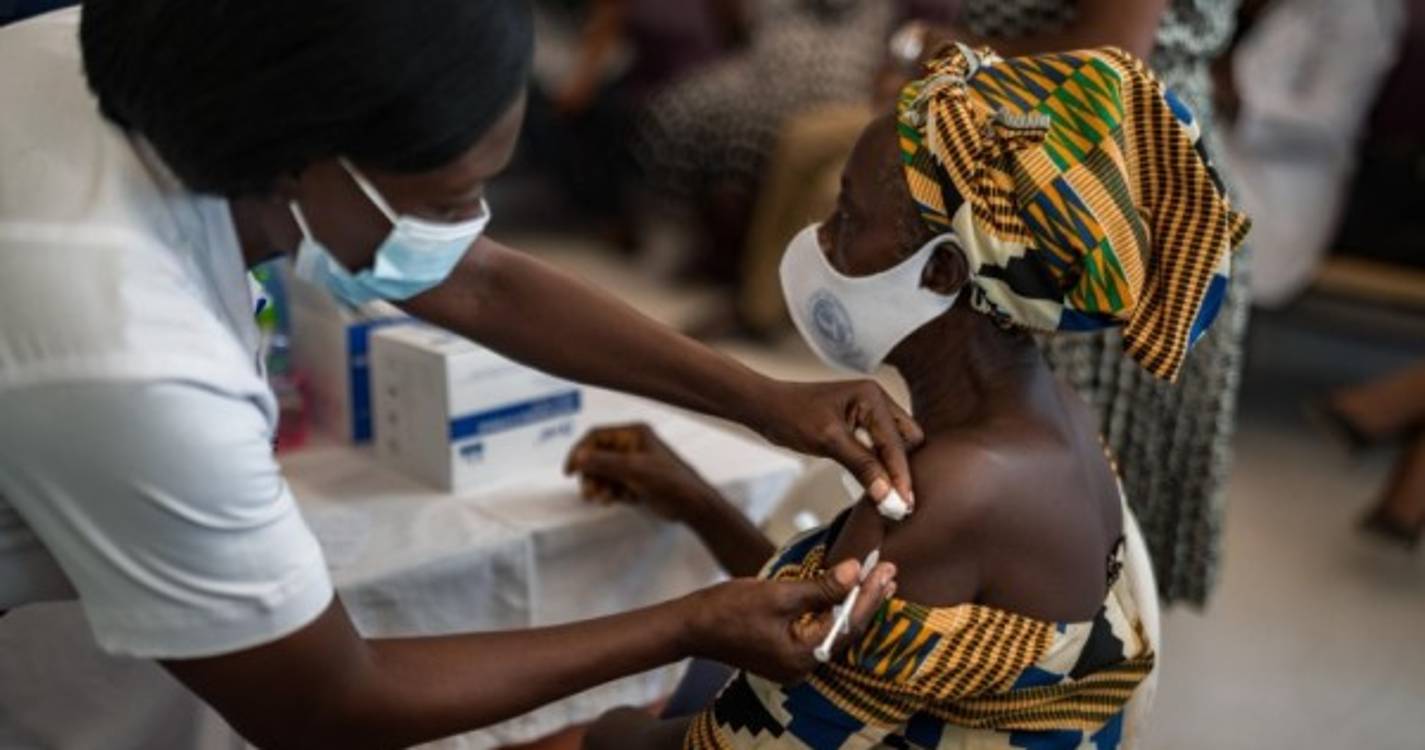 Covid-19: Vacinação parou em metade dos países africanos