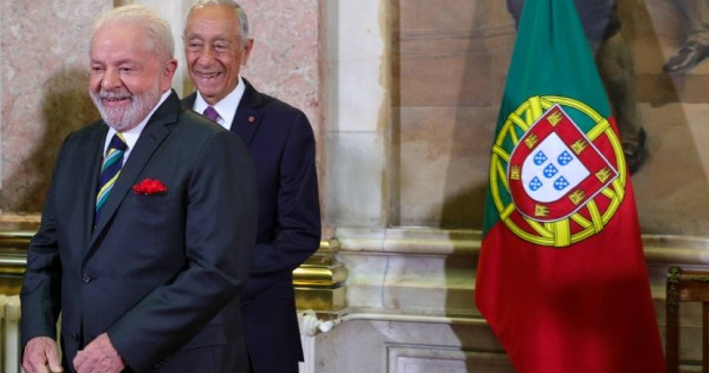 Lula da Silva evoca 25 de Abril e diz-se "em casa" em Portugal