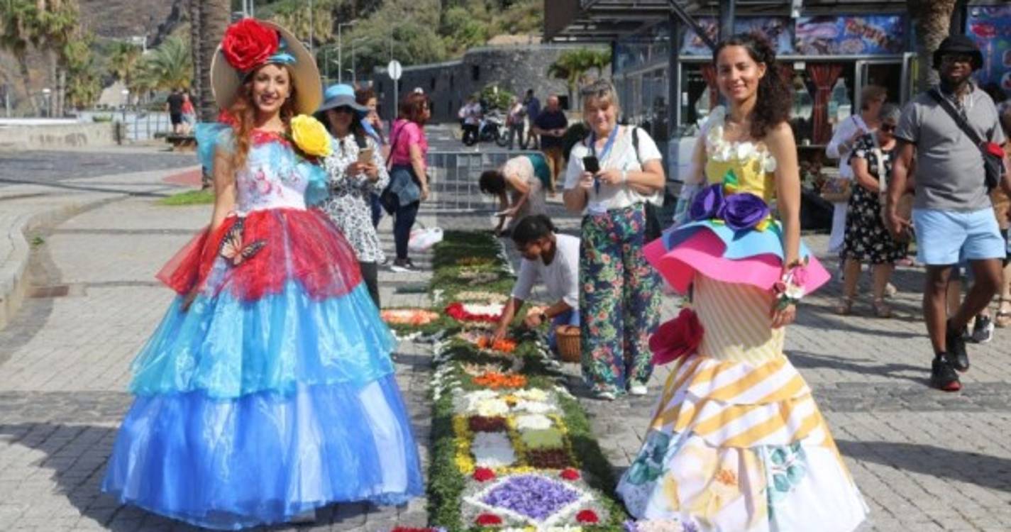 Festa da Flor também mexe com a Ribeira Brava