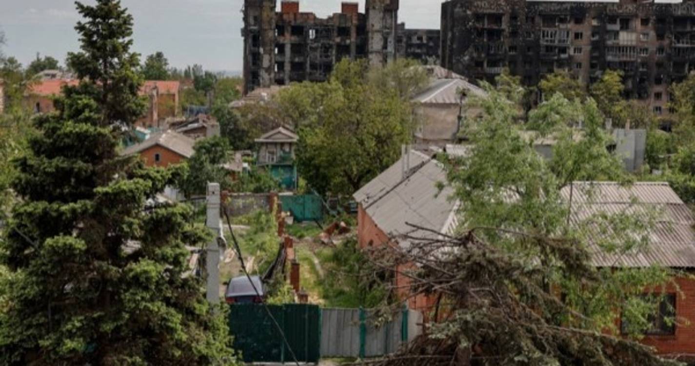 Ucrânia: Mais de 10.000 residentes de Mariupol estão presos em Donetsk