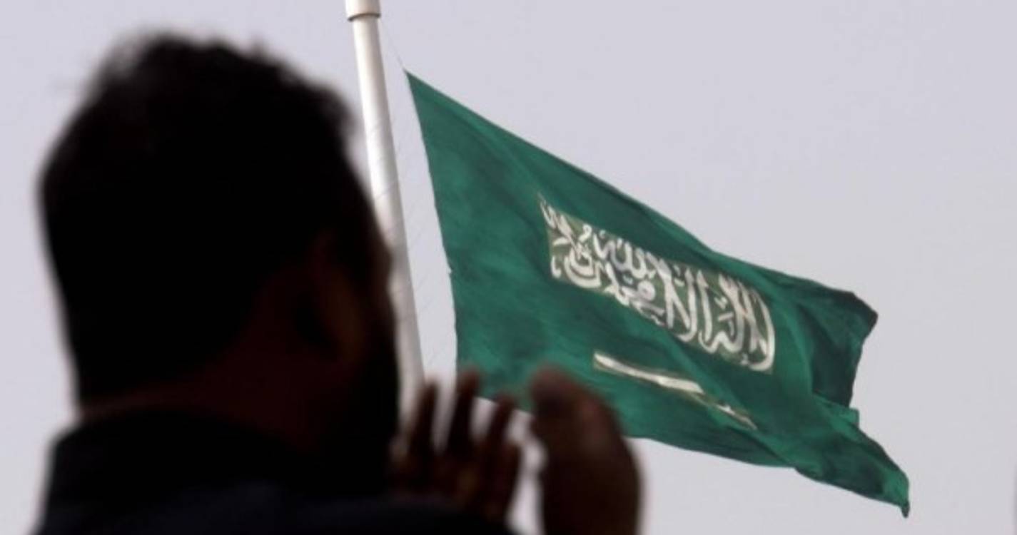 Tribunal saudita condena à morte ativista por mensagens publicadas na Internet
