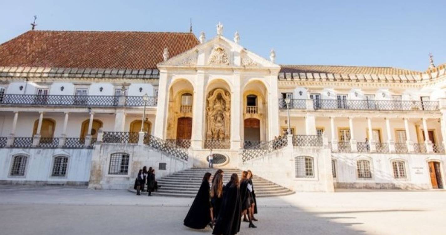 Plano contra racismo com vagas específicas na universidade para alunos carenciados