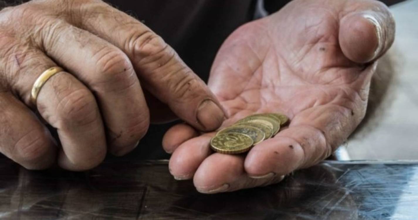 Reformados, pensionistas e idosos exigem aumento extraordinário das pensões