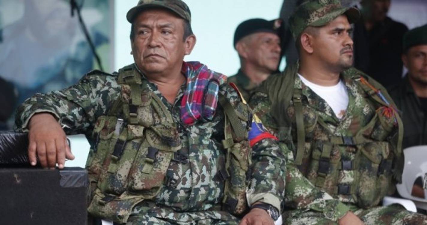 Grupo dissidente das FARC anuncia que negociações de paz começam em 16 de maio
