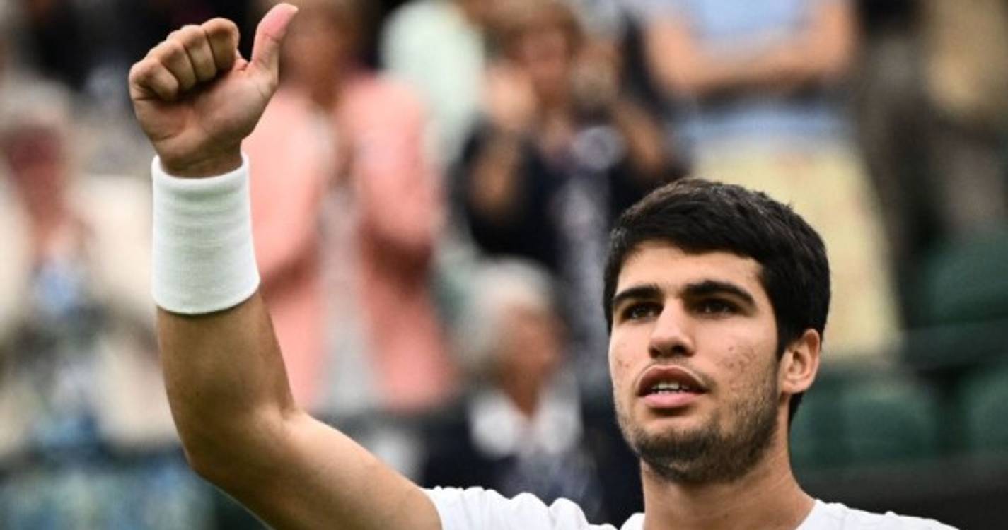 Wimbledon: Alcaraz, número um mundial, nas meias-finais pela primeira vez