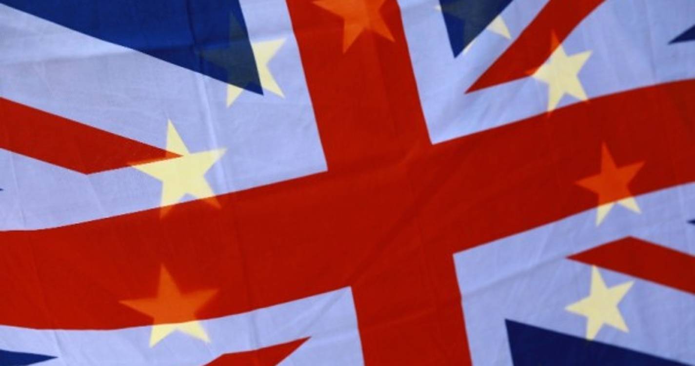 França permite regresso de britânicos a países europeus onde tem residência