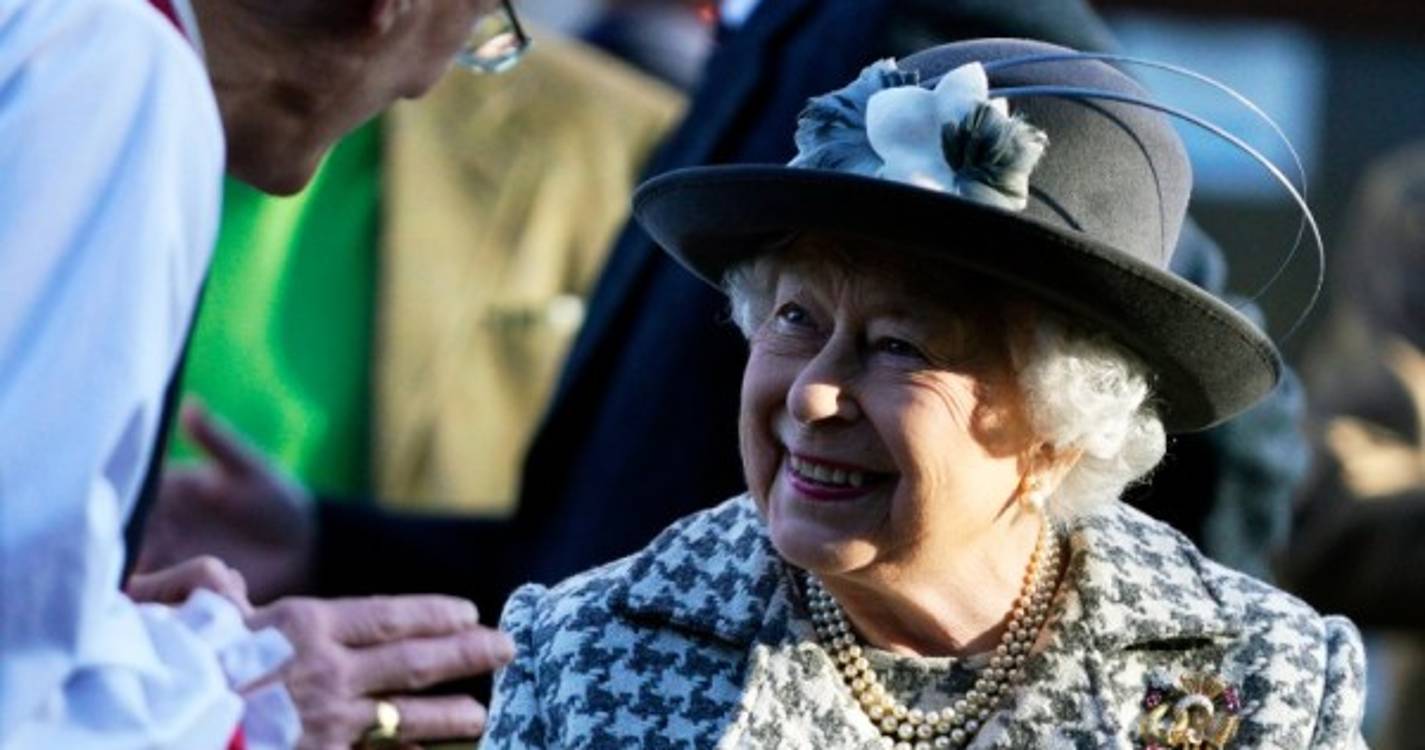 Óbito/Isabel II: António Guterres homenageia "dedicação longa e inabalável" ao povo