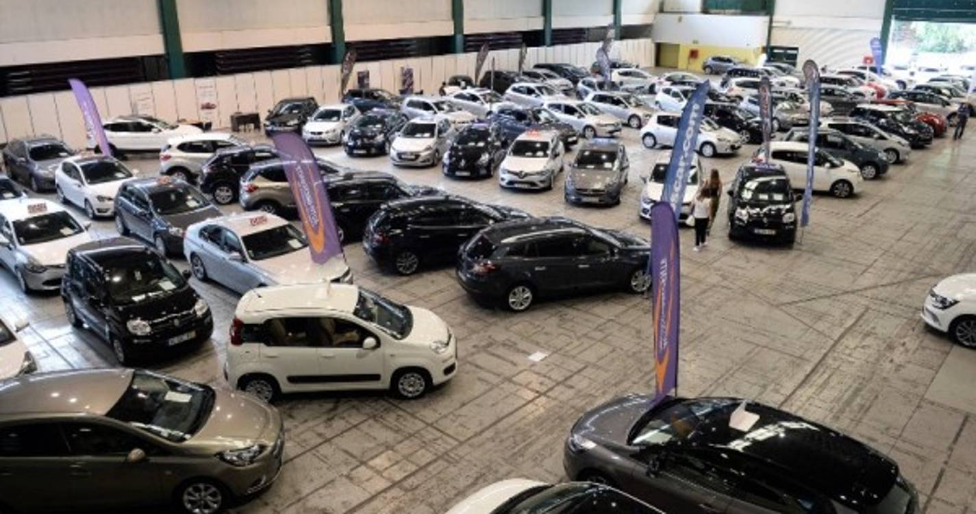 Mercado automóvel cai 25,7% até março com 39.310 veículos
