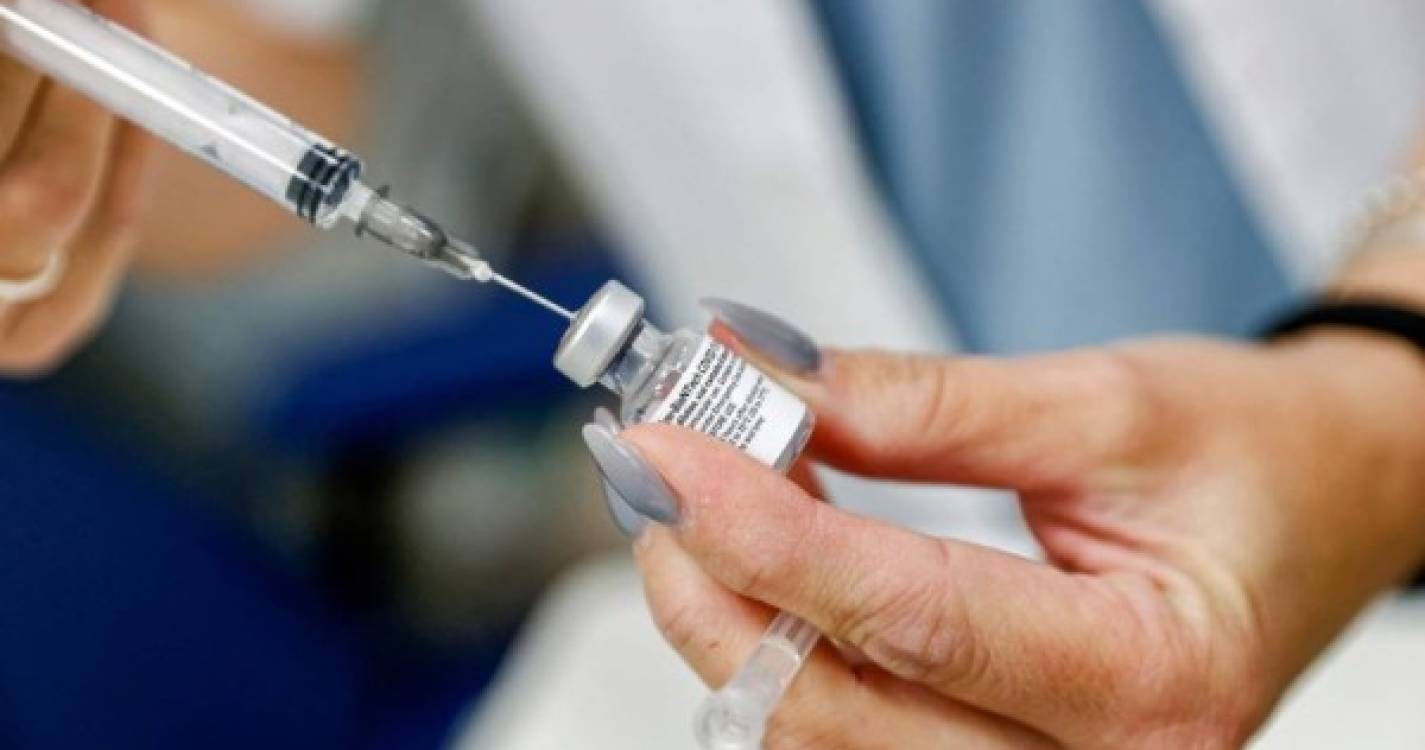 Covid-19: OMS pede moratória sobre doses de reforço das vacinas
