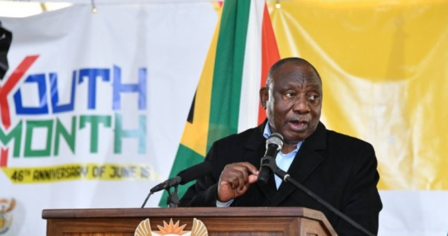 Presidente sul-africano pede no BRICS resposta unificada para pandemia e crise climática