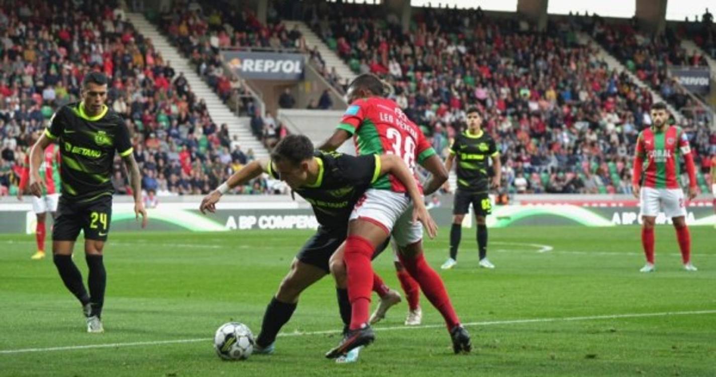 Marítimo e Sporting empatados sem golos ao intervalo
