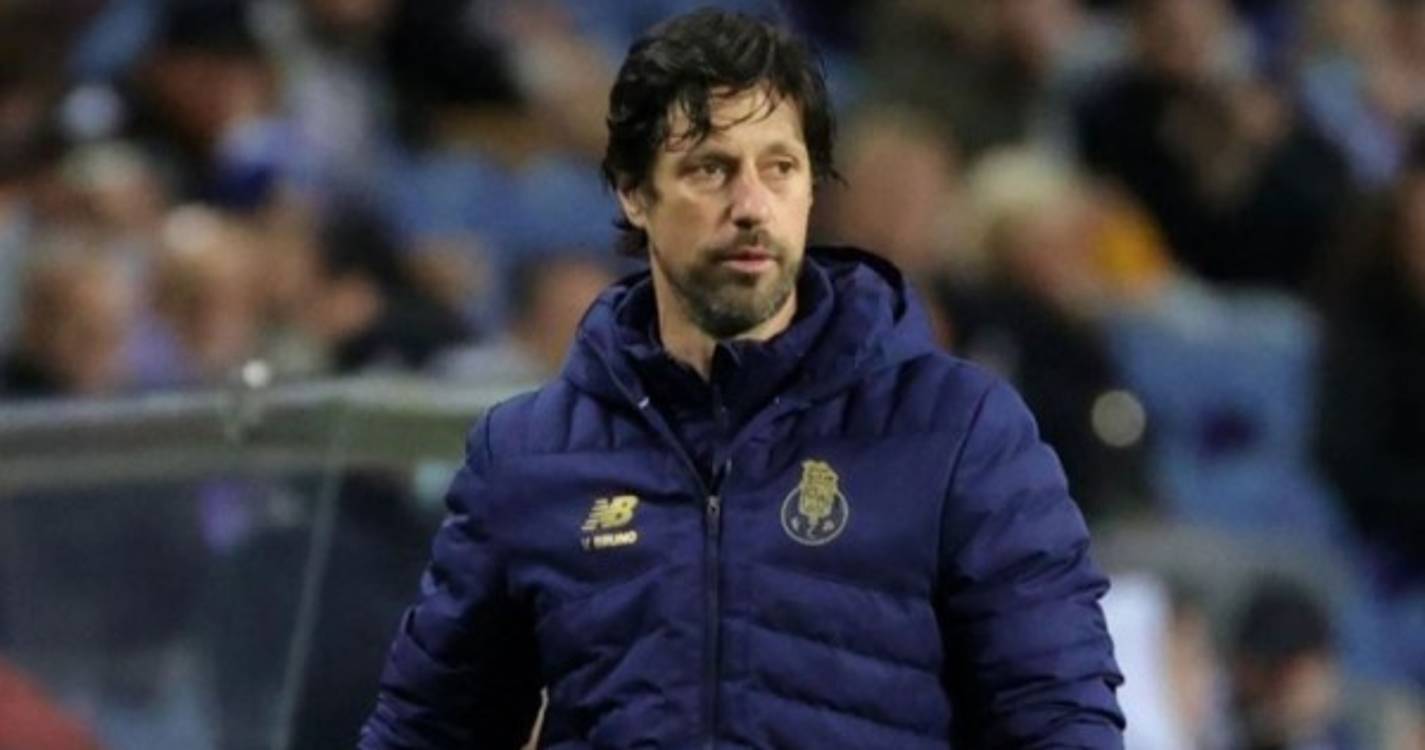 Vítor Bruno, adjunto do FC Porto, expulso