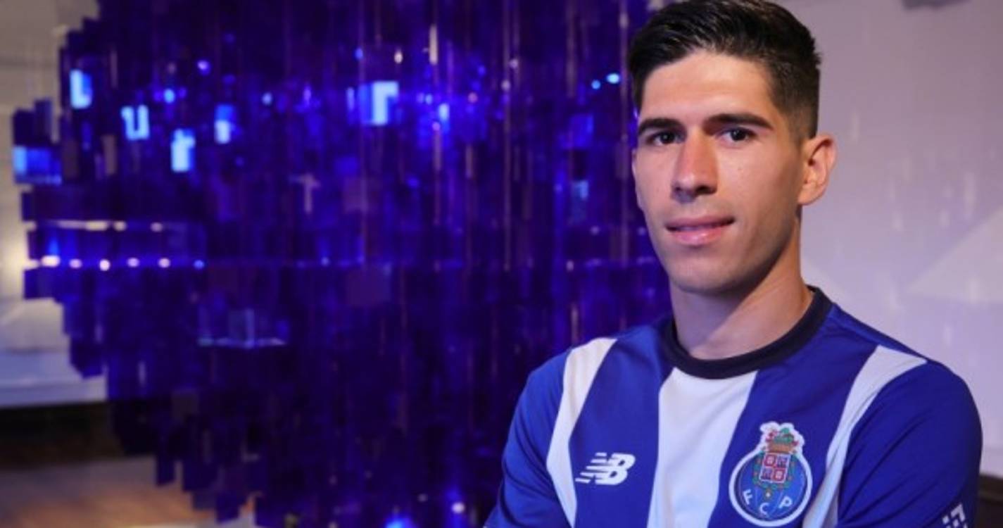 Avançado Fran Navarro deixa Gil Vicente e assina com FC Porto por cinco épocas