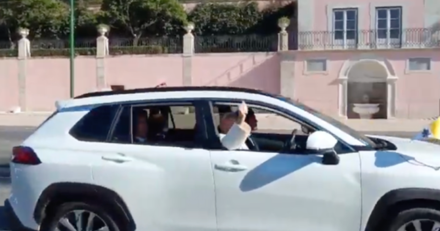 JMJ: Papa aguardado por peregrinos em Belém onde vai confessar três jovens (com vídeo)