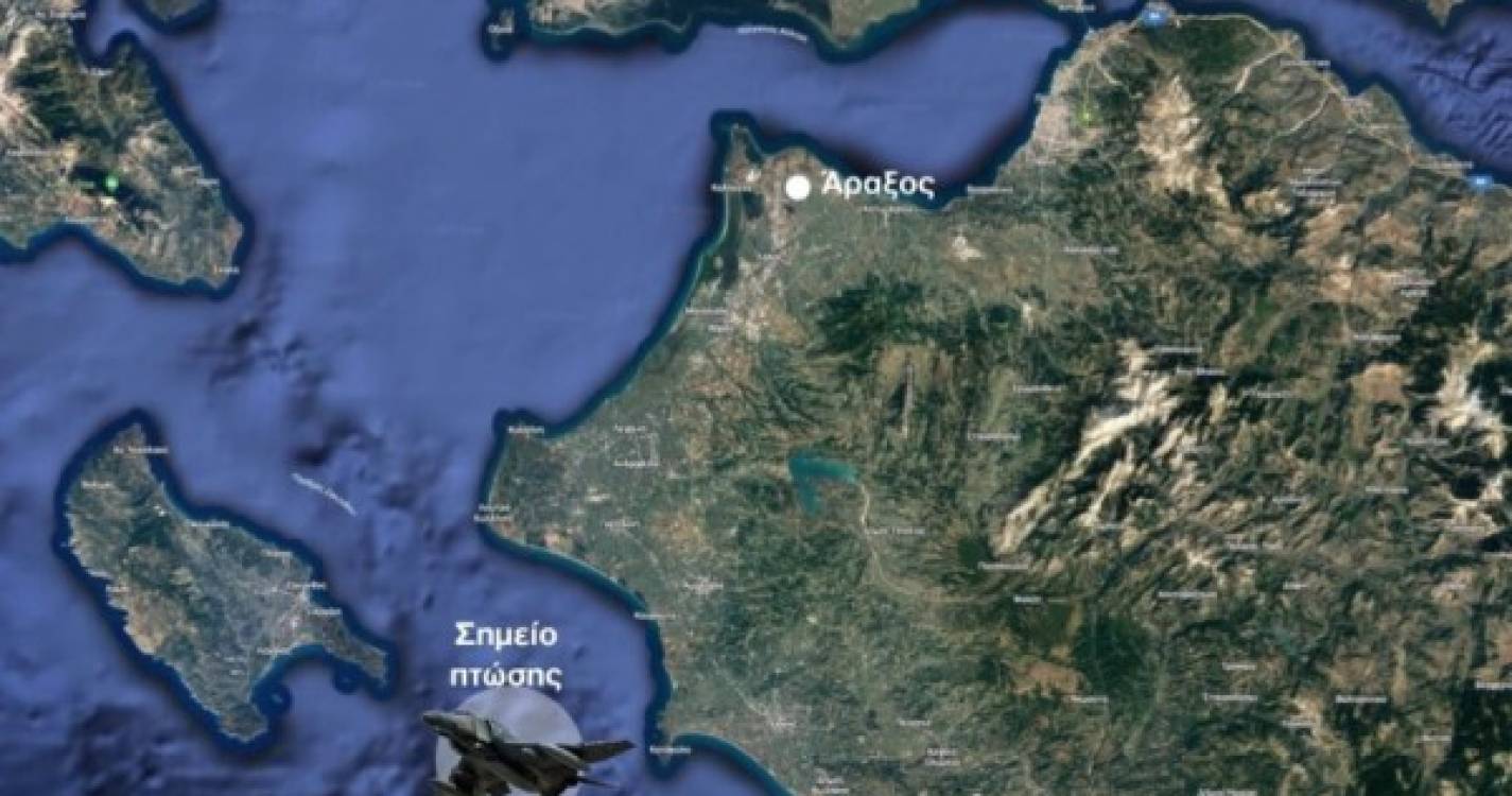 Avião caça F-4 grego cai no mar Jónico causando um morto e um desaparecido