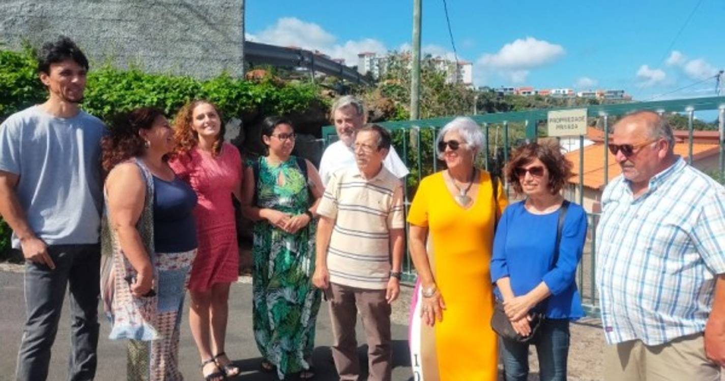 Moradores do Caniço protestam contra exploração pecuária