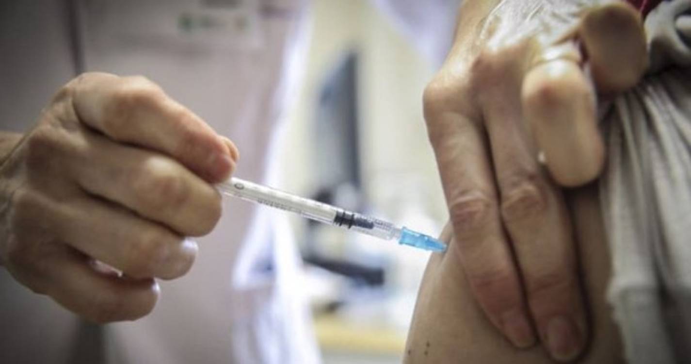 Covid-19: Perto de meio milhão de portugueses com vacinação completa - DGS