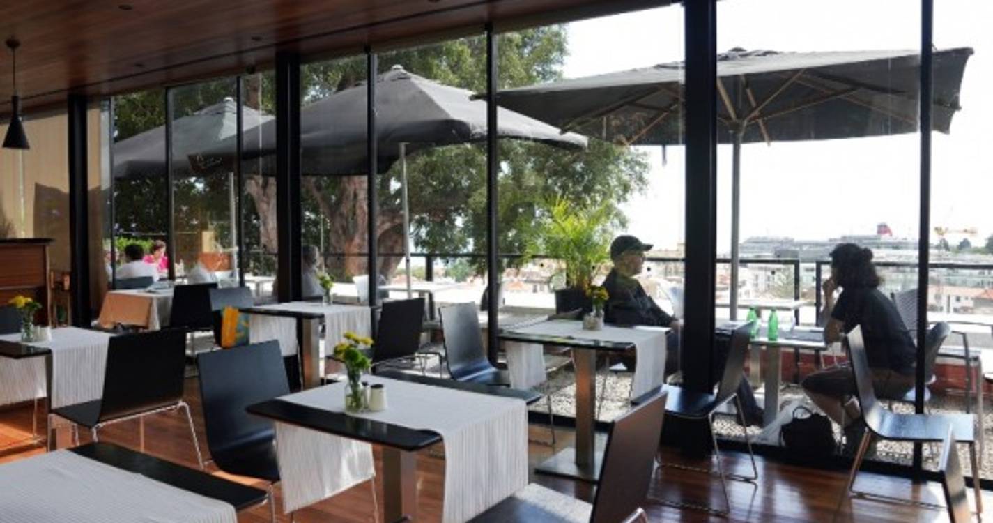 Crise/Inflação: Restauração e hotelaria apontam trimestre "preocupante" com aumento de custos