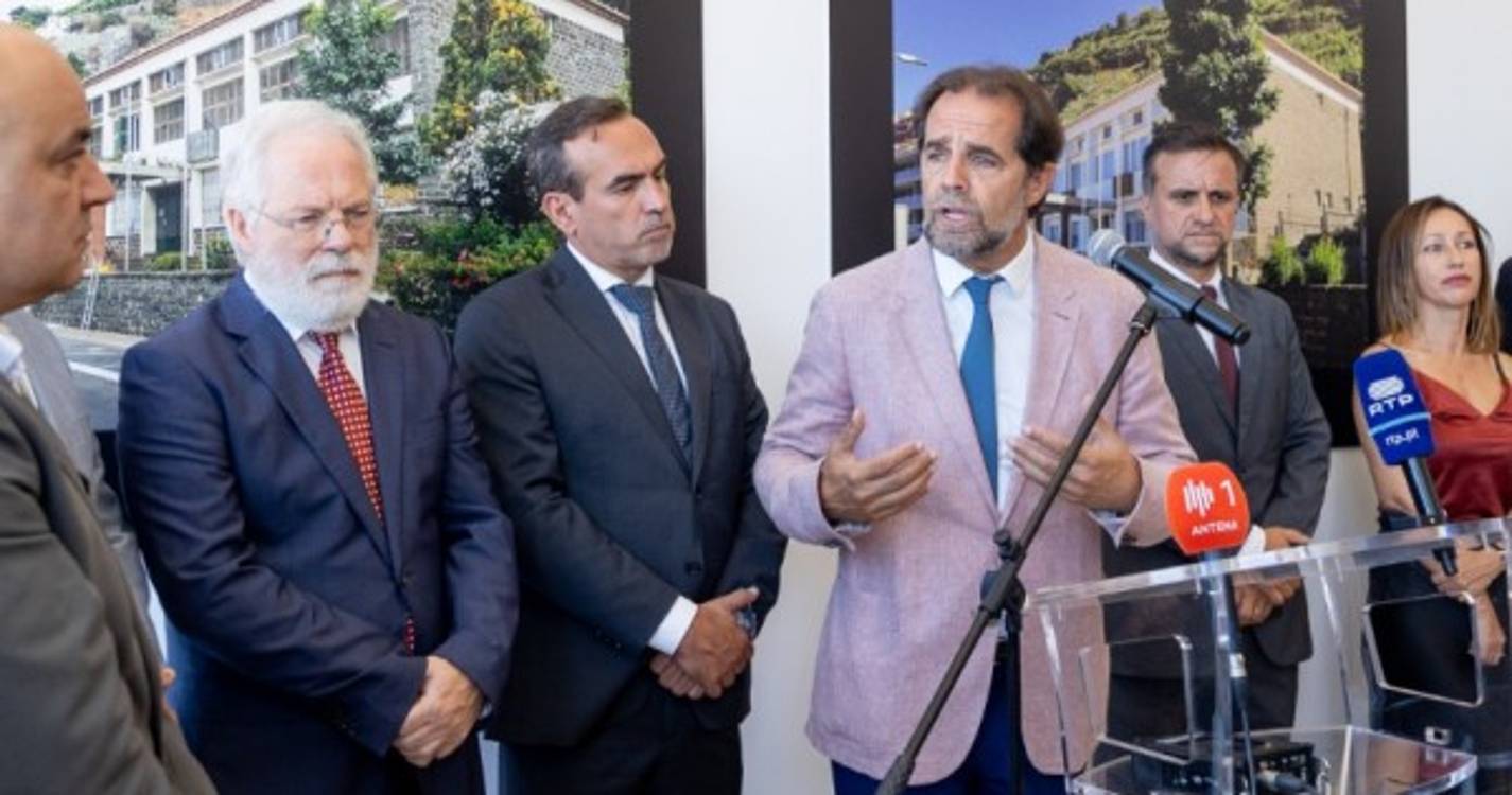 Cabo submarino e aeroporto na agenda de Albuquerque com Galamba