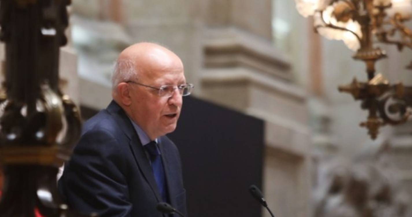 Augusto Santos Silva diz que demissões estão a desgastar o Governo