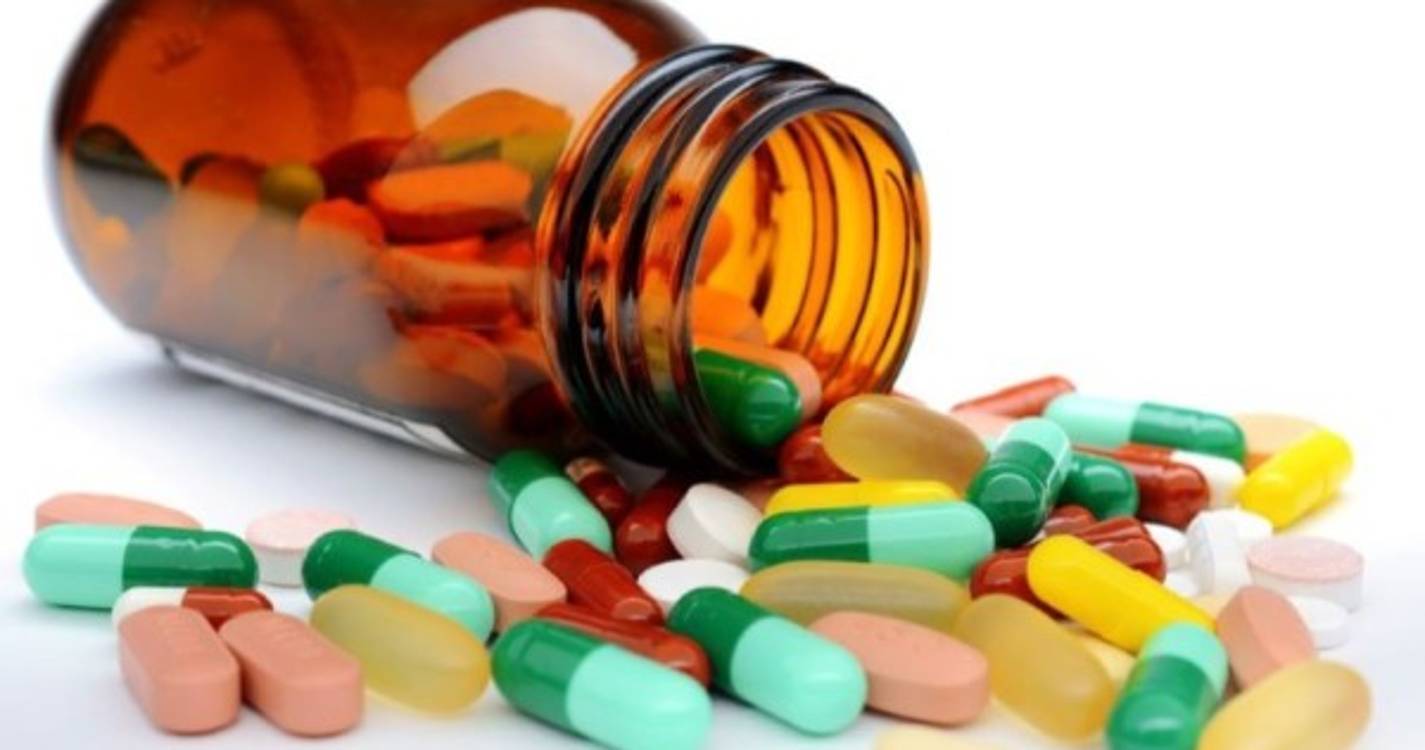 Escassez de medicamentos nas farmácias provoca preocupação em França