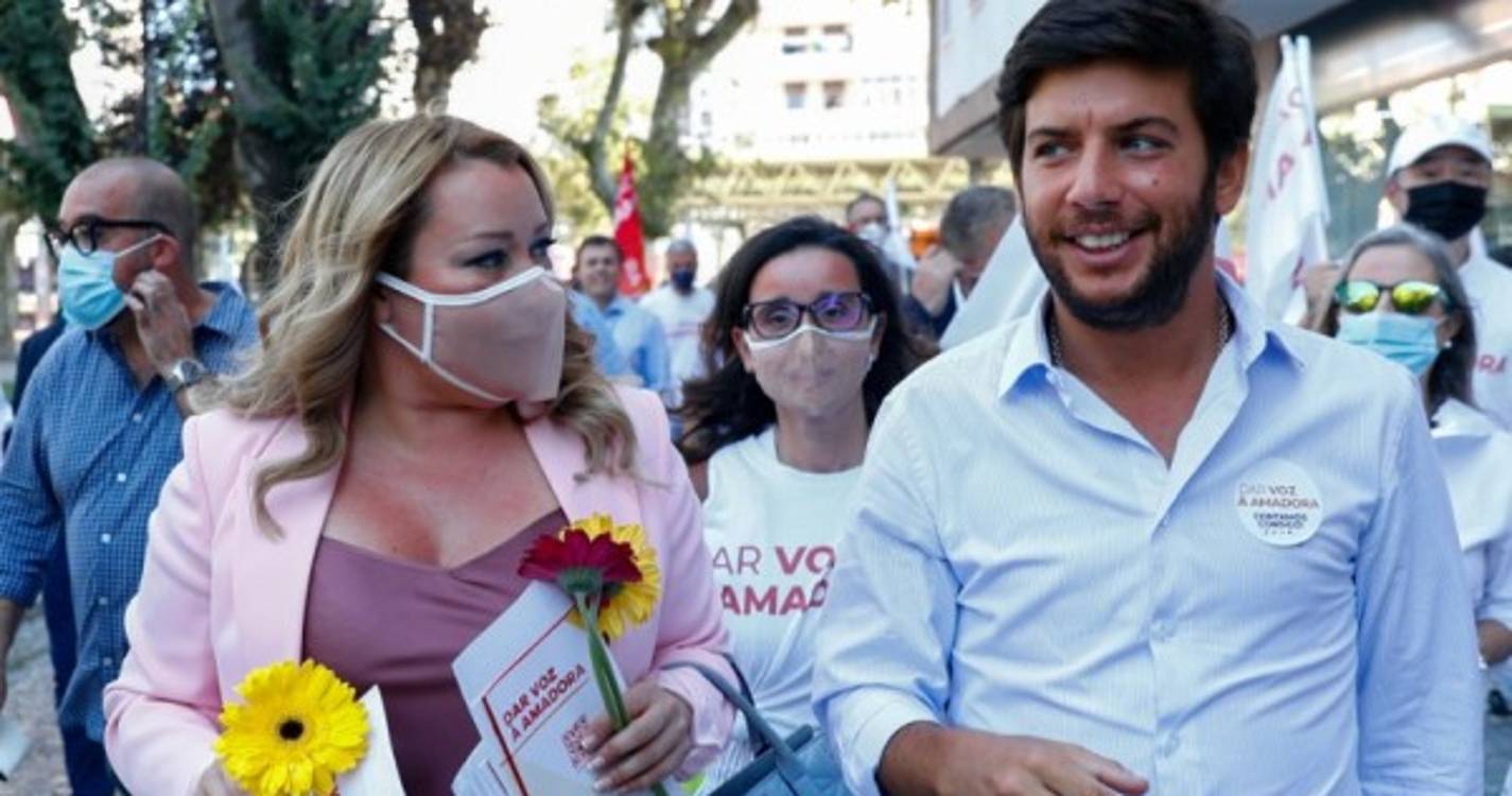Ao lado de Suzana Garcia, líder do CDS-PP recusa "direita fofinha"