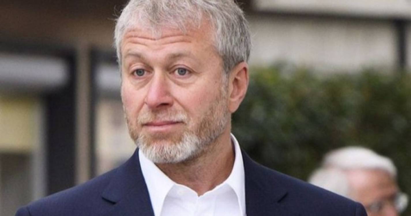 Compra do Chelsea não avança e clube pode ficar sem competir