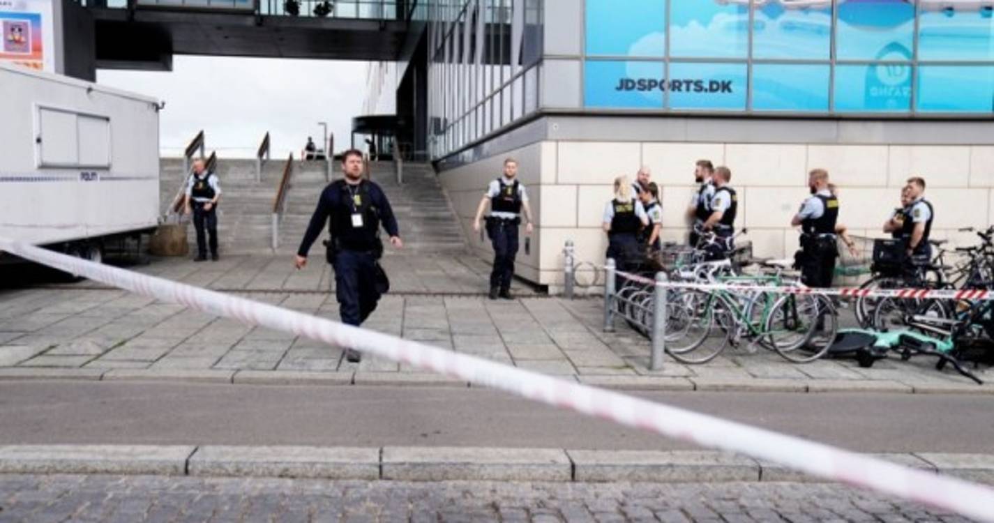 Suspeito de ataque em Copenhaga tem antecedentes de doença psiquiátrica