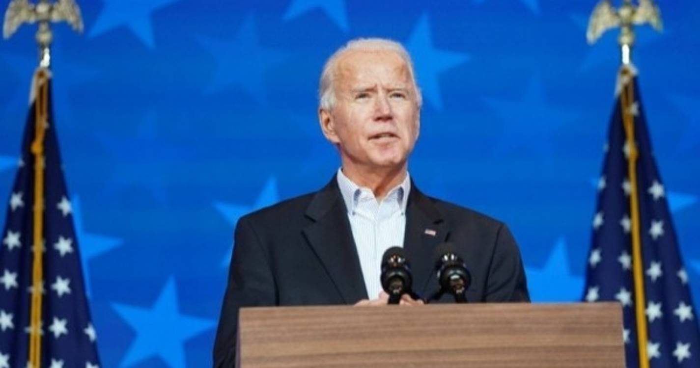 Ucrânia: Biden promete resposta "rápida e dura" às anexações pela Rússia