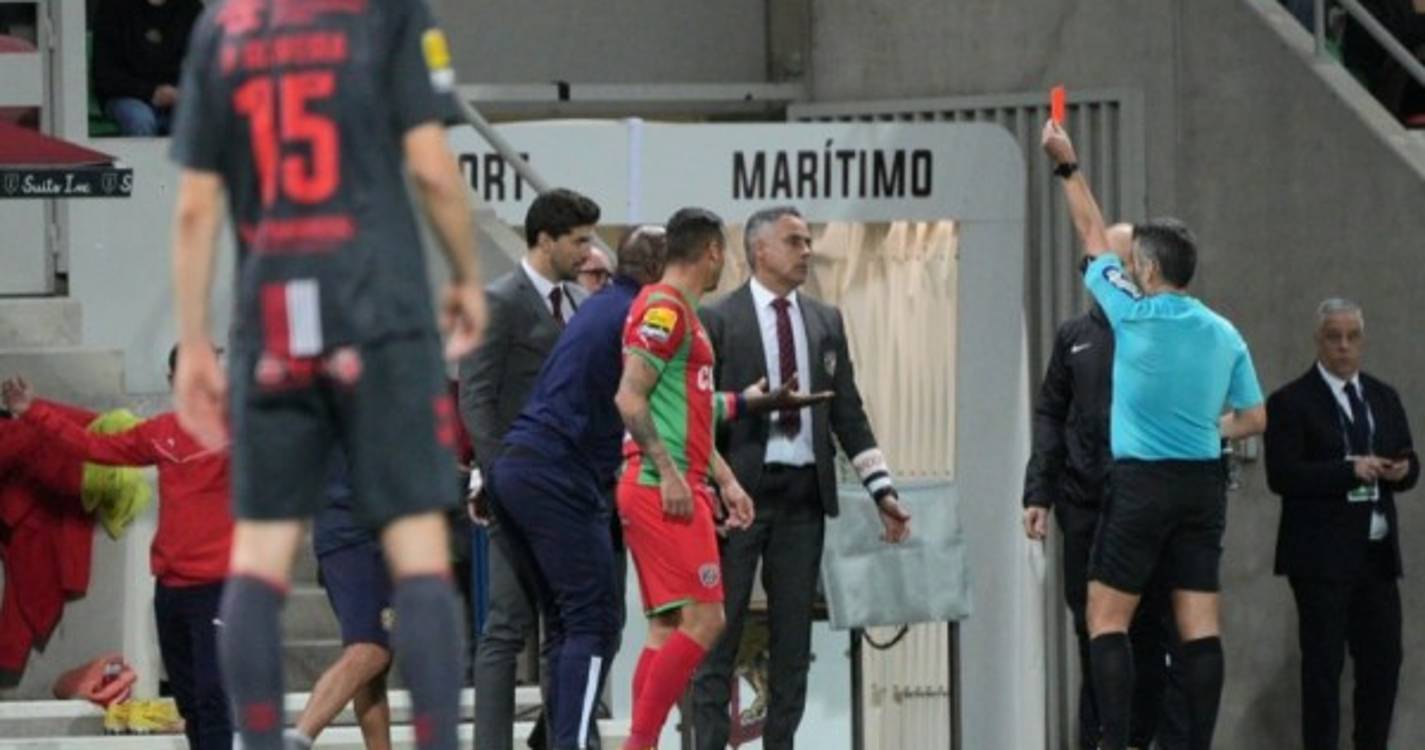 Marítimo perde e regista duas expulsões perto do fim