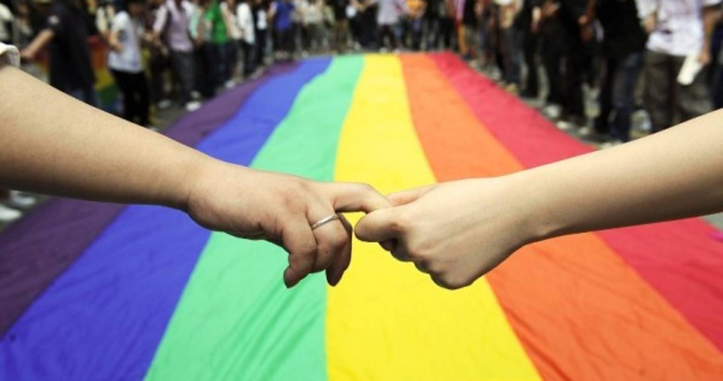 Jovens LGBTQ+ são vítimas preferenciais de 'bullying' na escola, aponta estudo